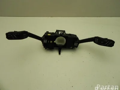Škoda 6C6 953 501 C / 6C6953501C RAPID (NH3) 2016 Steering column multi-switch