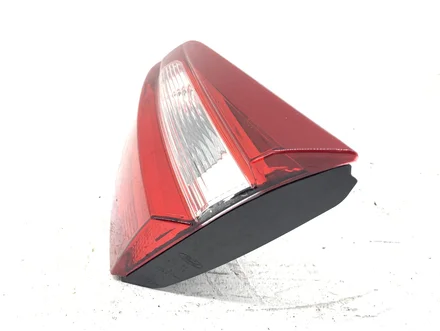 Ford H1BB-13A602-A, H1BB13A602A / H1BB13A602A, H1BB13A602A FIESTA VII 2020 Feu arrière