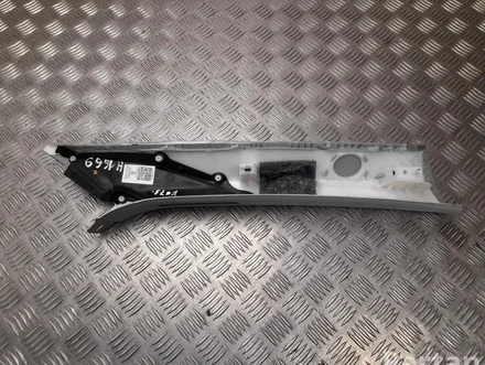 Audi 4KE 867 233 A / 4KE867233A Q8 e-tron 2021 Lining, pillar a left side
