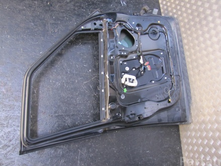 LAND ROVER DISCOVERY IV (L319) 2011 Door Left Front