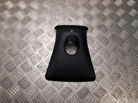 Tesla 1755687-01 / 175568701 Model Y 2022 Trim