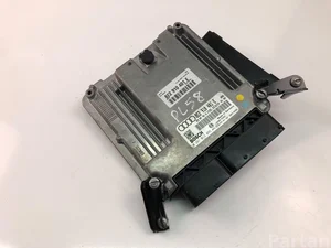 Audi 8E2910401E; 0281013095 / 8E2910401E, 0281013095 A4 (8EC, B7) 2007 Control unit for engine