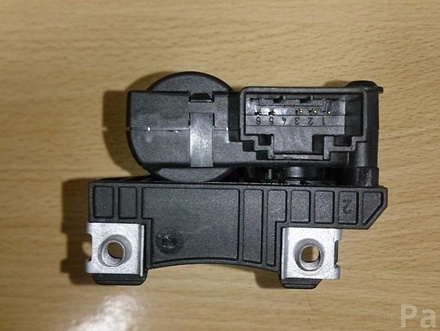 AUDI 4E0 820 511 / 4E0820511 A8 (4E_) 2004 Adjustment motor for regulating flap