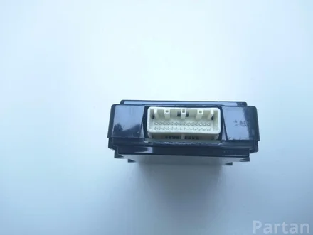Mazda EH63 66 DHX / EH6366DHX CX-7 (ER) 2007 Interface box (control unit 'bluetooth')