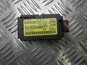 Tesla 1034601-00-A / 103460100A MODEL S 2015 Unidad de control para la observación de la precion de neumáticos