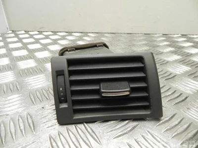 Audi 8E0 820 902 F / 8E0820902F A4 (8E2, B6) 2003 Luftdüse