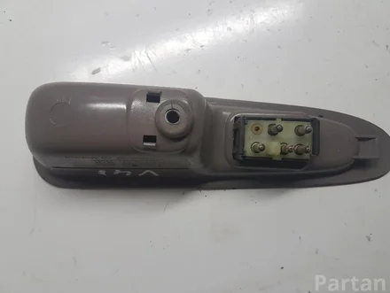 Volvo 03458021 V40 Estate (VW) 1999 Switch for electric windows
