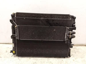 Maserati 670009820, 670038340, 670009821, 670038339, 16486543, 5020861 GHIBLI (M157) 2017 Radiatorius ( Aušinimo sistema) komplektas