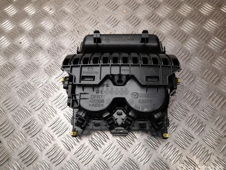 Mazda DFR7-64449, DFR7-G0396 / DFR764449, DFR7G0396 CX-30 DM 2022 Storage bin center console