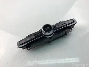 Volvo P31398845 V90 II 2019 Multiple switch
