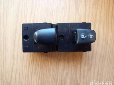 Nissan 254111KA5A JUKE (F15) 2011 Jungiklių (mygtukų) blokas