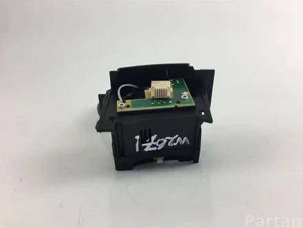 Ford CV6T-13335-AE / CV6T13335AE KUGA II (DM2) 2020 Steering column switch