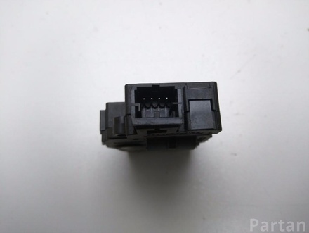 AUDI 410475520 / 412650750 / 410475520412650750 A4 (8K2, B8) 2010 Adjustment motor for regulating flap