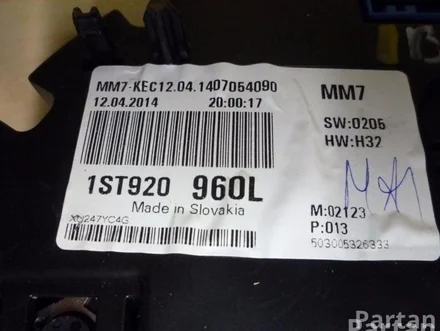 Škoda 1ST 920 960 L / 1ST920960L CITIGO 2014 Dashboard (instrument cluster)