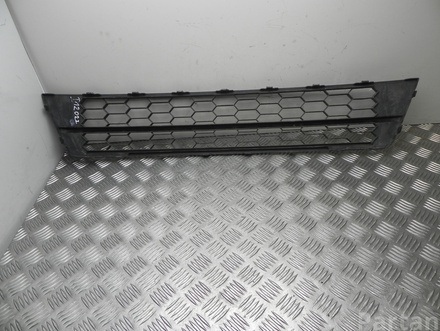 SKODA 5L0 853 677 / 5L0853677 YETI (5L) 2014 Grill