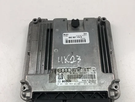 Audi 8K2907115R; 0261S04864 / 8K2907115R, 0261S04864 A4 (8K2, B8) 2010 Control unit for engine