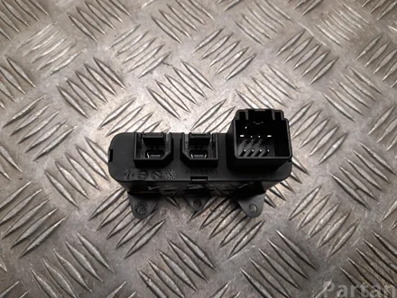 Dacia 68258696AA DUSTER 2012 Input device