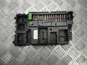 Ford FU5T-15604-BAJ / FU5T15604BAJ MONDEO V Saloon 2015 Fuse Box