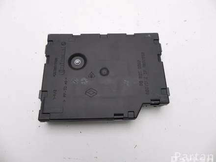 Renault 285908018R CAPTUR (J5_) 2014 control unit