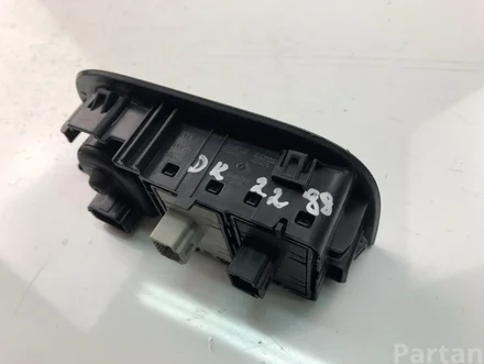 Dacia 684937535R LOGAN MCV II 2016 Switch for electrically operated rear view mirror
