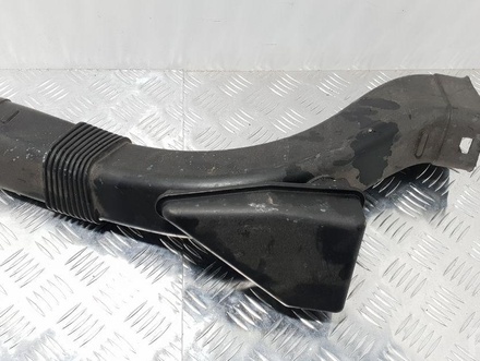 BMW 7577473 7 (F01, F02, F03, F04) 2010 Intake air duct