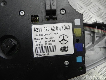 MERCEDES-BENZ A 211 820 42 01 / A2118204201 E-CLASS (W211) 2008 Interior Light