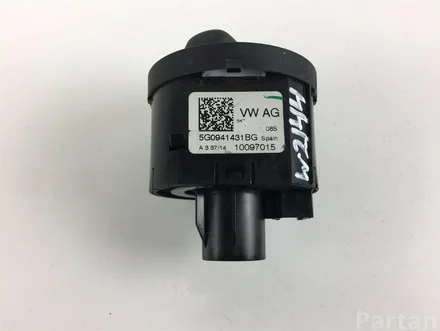 Volkswagen 5G0941431BG GOLF VII (5G1, BQ1, BE1, BE2) 2014 Scheinwerferschalter