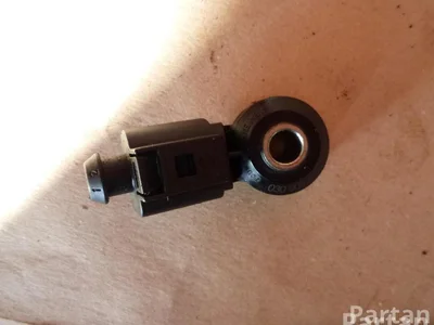 Audi 030 905 377 C / 030905377C A1 (8X1, 8XK) 2011 Klopfsensor