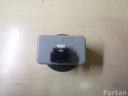 HYUNDAI i40 CW (VF) 2012 Key switch for deactivating airbag