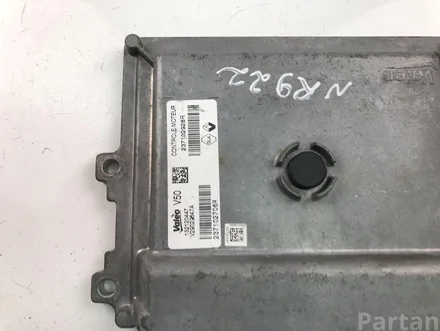 Renault 237102928R; 237102706R / 237102928R, 237102706R CLIO IV (BH_) 2014 Control unit for engine