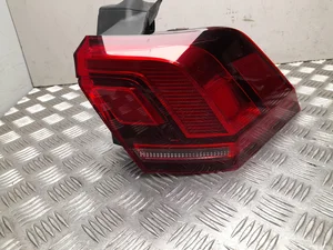 Volkswagen 5NA 945 096 C / 5NA945096C TIGUAN (AD1) 2016 Taillight Right