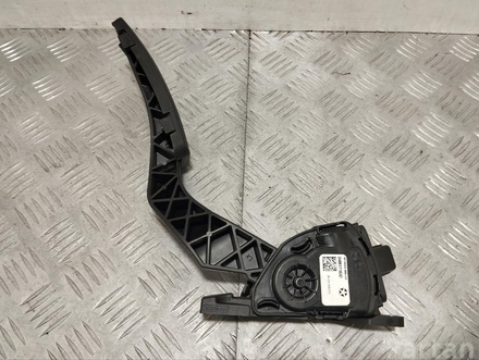 MASERATI 04861716AD QUATTROPORTE VI 2014 Accelerator Pedal