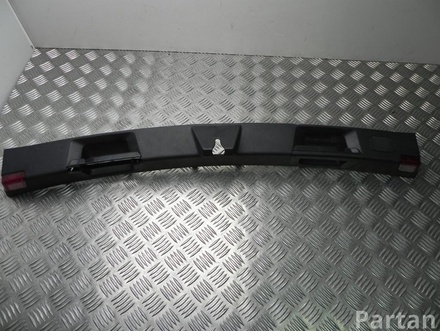 MERCEDES-BENZ A 204 740 04 72 / A2047400472 C-CLASS (W204) 2009 Cover for lock carrier