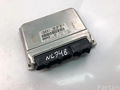 Audi 4D0907551P; 0261204336 / 4D0907551P, 0261204336 A6 (4B2, C5) 2003 Unité de contrôle moteur