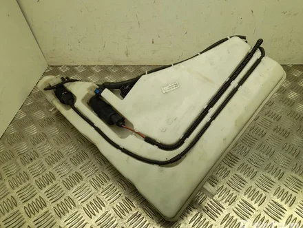 Audi 4M0955449C Q7 (4M) 2015 Washer Fluid Tank