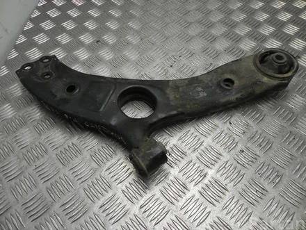 Kia JF8P SORENTO II (XM) 2014 Front  track control arm lower right side