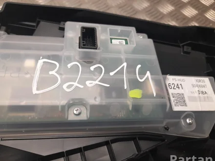 Mazda DJBA 2103213, XDR30, 50806847, BATDJBA / DJBA2103213, XDR30, 50806847, BATDJBA MX-30 DR 2022 Control unit for front windshield projection (heads-up-display)