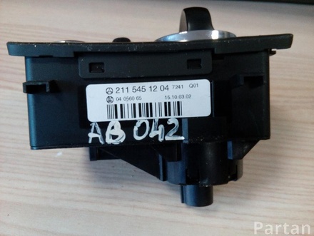 MERCEDES-BENZ A 211 545 12 04 / A2115451204 E-CLASS (W211) 2005 Light switch