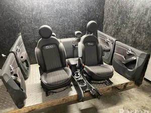 Fiat 500X (334_) 2016 Sėdynių komplektas Durų panelė Porankis