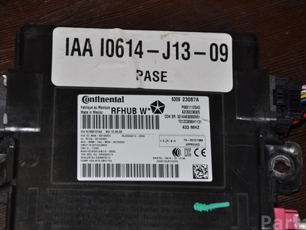 DODGE 68185768AD ; 682111125AD / 68185768AD, 682111125AD DURANGO (WD) 2018 Control unit for access and start authorisation (kessy)