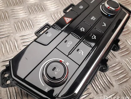 Ssangyong 68701-35010 / 6870135010 Tivoli Grand 2022 Automatic air conditioning control