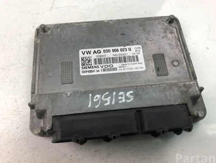 Volkswagen 03D906023Q FOX (5Z1, 5Z3) 2006 Control unit for engine