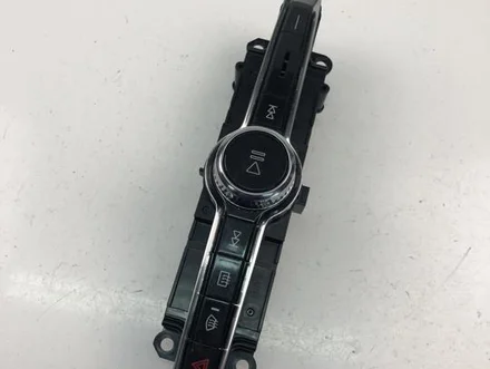 Volvo P31398845 V90 II 2018 Multiple switch