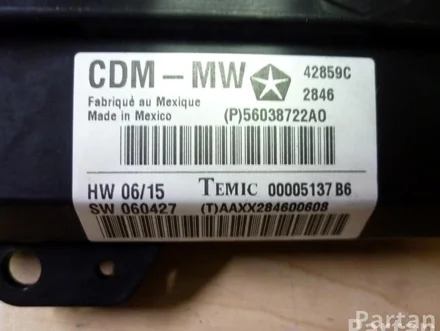 Chrysler P56038722A0 300 C (LX) 2008 control unit