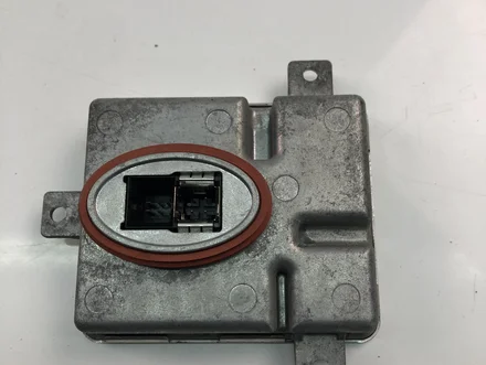 BMW 7172536 7 (F01, F02, F03, F04) 2012 Electronic control unit for headlight range control