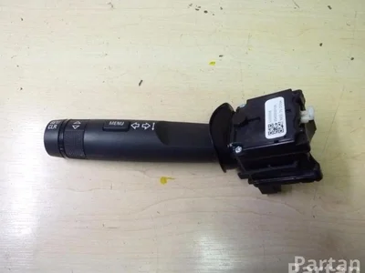 Opel 13303268 ASTRA J 2010 Brazo de columna de dirección, interruptor