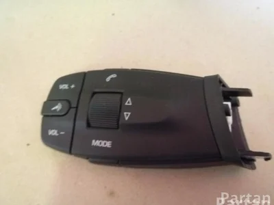Seat 6J0 959 441 A / 6J0959441A IBIZA IV (6J5, 6P1) 2010 Steering column switch
