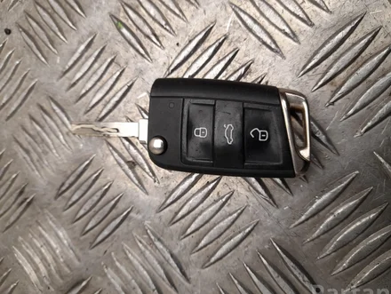 Volkswagen 5G6 959 752 CH / 5G6959752CH TOURAN (1T3) 2014 Key
