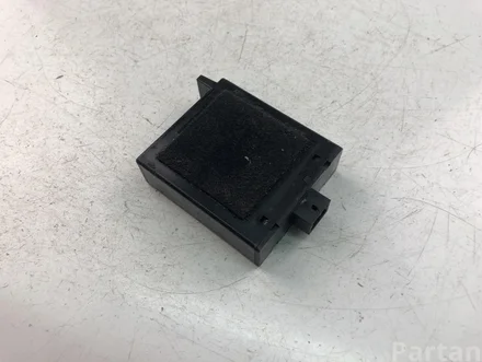 Volkswagen 1Q0951172A EOS (1F7, 1F8) 2014 Alarm System