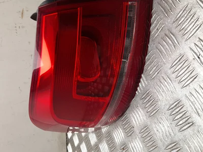 Volkswagen 3AF945095E PASSAT Variant (365) 2014 Lampy tylne z lewej